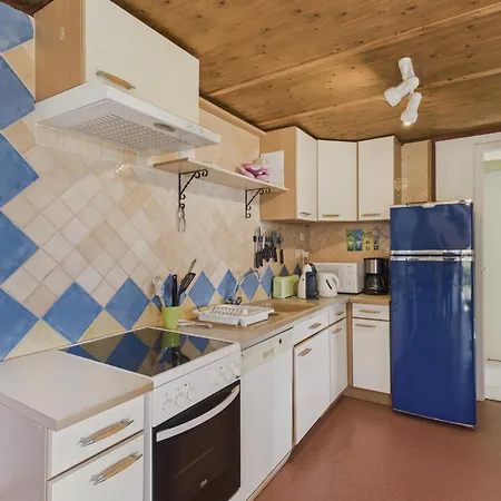 Chalet La Brousse Pour 5 Personne Avec Piscine Salignac Eyvigues